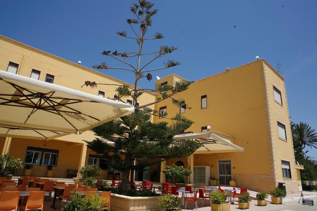 Resort Sole Mediterraneo Siculiana Marina Exterior photo